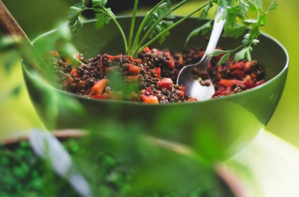 Roasted Red Pepper and Chickpea Buddha Bowl