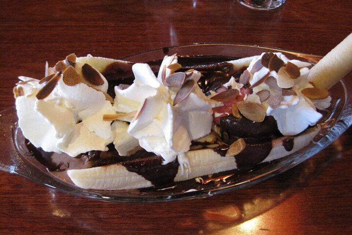 Classic Banana Split