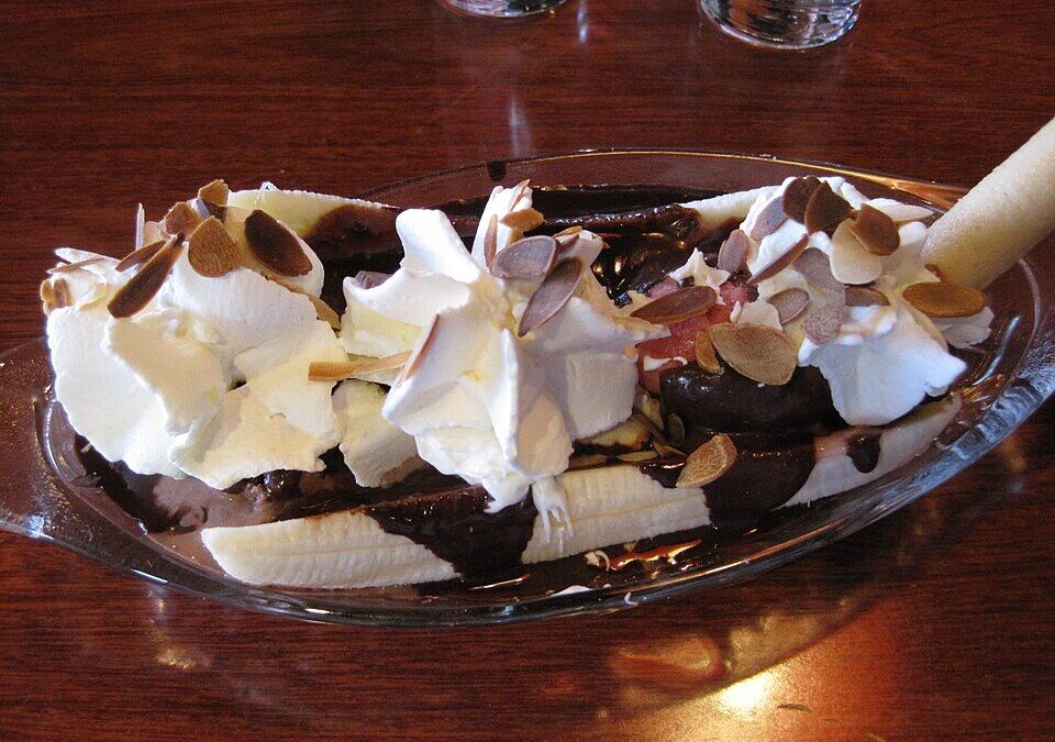 Classic Banana Split