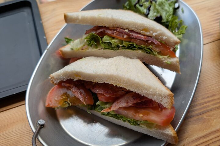 Classic BLT Sandwich