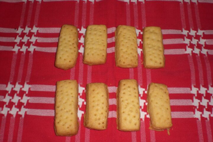 Buttery Shortbread Cookies